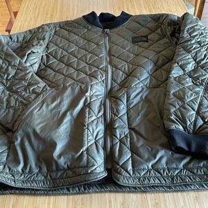 Men’s The North Face sz XL army green quilted fleece lined jacket